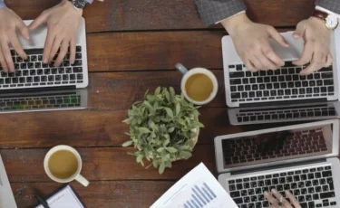 Обман по-новому: как ИИ использует преступные схемы в мегаполисе