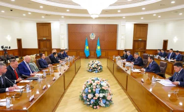 Үкімет ауыл шаруашылығы техникасы өндірісін кеңейту бойынша шетелдік инвесторлармен кездесті