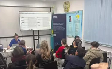 В Алматы в рамках международного мастер-класса выполнили 14 операций