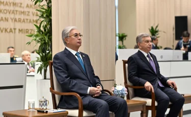 Қазақстан мен Өзбекстан президенттері Бұхарадағы Ахуалдық орталыққа барды