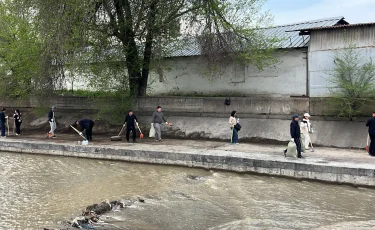 Сенбілік барысында Есентай өзені жағалауынан қоқыстар шығарылды