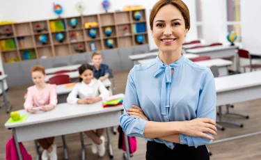 Мұғалімдердің білімін тексеруді тоқтату: тест тапсырып үлгермегендердің санаты сақтала ма