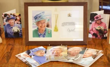 100-летие Елизаветы II: в Лондоне почтили память королевы