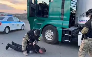 Люди в грузовом отсеке: в Павлодарской области накрыли канал незаконной миграции