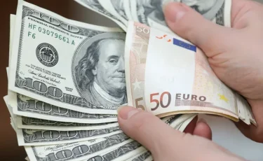 Курс валют в обменниках Алматы и Астаны 10 мая