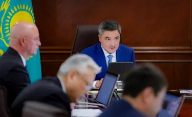 Олжас Бектенов поручил акиматам завершить ремонт объектов теплоснабжения не позднее конца августа