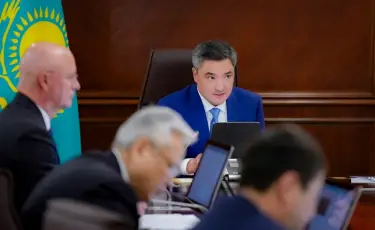 Олжас Бектенов поручил акиматам завершить ремонт объектов теплоснабжения не позднее конца августа