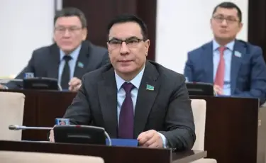 Сенатор Зәкіржан Кузиев: Қазақстандағы жердің 75%-ы сорға айналды