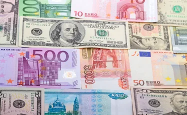 Курс валют в обменниках Алматы и Астаны 7 мая