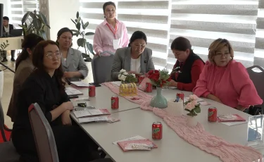 Жас мамандарға бағыт-бағдар: Алматыда «Көшбасшы мектеп» моделі таныстырылды