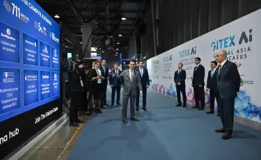 Глава государства посетил выставку GITEX AI Central Asia & Caucasus