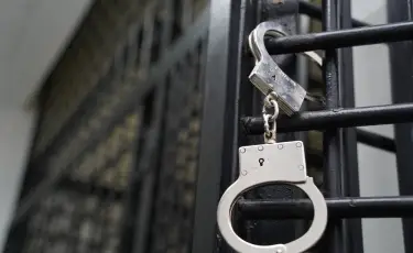 Громкое дело в Атырауской области: обвиняемый в массовом убийстве заявил в суде о шантаже и готовности к пожизненному сроку