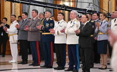 «Халық қаһарманы» Кенжебай Мәденовтің ұлына Алтын жұлдыз бен «Отан» ордені табысталды