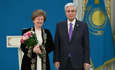 Президент мәдениет қайраткерлерін мемлекеттік наградамен марапаттады