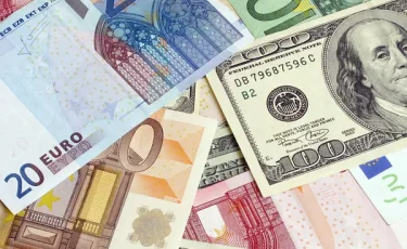 Курс валют на 17 мая 2026