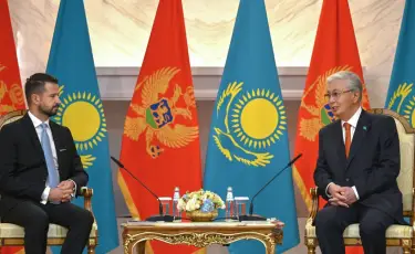 Президенты Казахстана и Черногории провели переговоры в узком составе