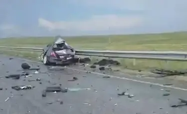 Три человека погибли в результате жуткого ДТП на трассе в Актюбинской области