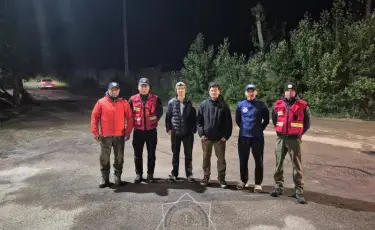 Спасатели МЧС пришли на помощь туристу в горах