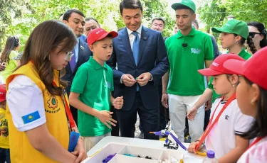 В Алматы прошел городской фестиваль ко Дню защиты детей