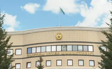 Подозреваемый в убийстве экс-судьи из Казахстана продолжает преподавать в российском вузе