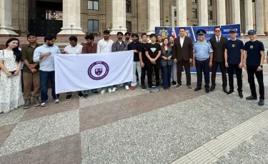 В Алматы прошел масштабный антинаркотический флешмоб «Есірткіге жол жоқ»