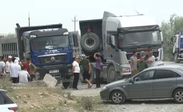 Түркістан облысының ауыр көлік жүргізушілері неге шу шығарды