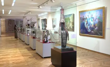 Күлапара, далбағай, аққалпақ: Алматыда қазақтың бас киімдерінің көрмесі өтті
