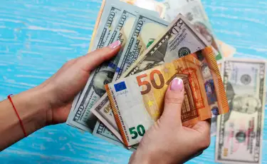 Курс валют в обменниках Алматы и Астаны 26 июня