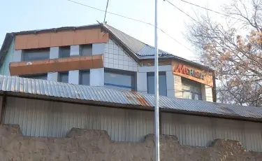 Шымкентте 18 жастағы қызды зорлады деп айыпталған жігіт сотта ақталды