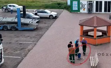 Мусор на трассах: КазАвтоЖол призывает пользователей дорог соблюдать экологическую культуру