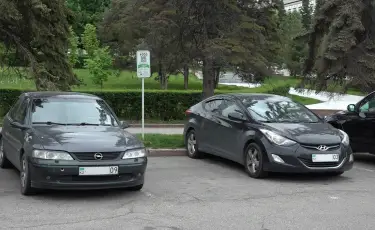 Шілдеден бастап аулада көлік қоюға тыйым салына ма: ІІМ әлеуметтік желідегі қауесетке ресми жауап берді