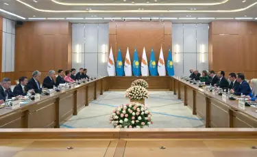 Касым-Жомарт Токаев и Никос Христодулидис провели переговоры в расширенном составе