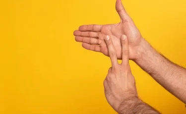 Қазақстанда ым-ишарат тілінің бейнесөздігі іске қосылды