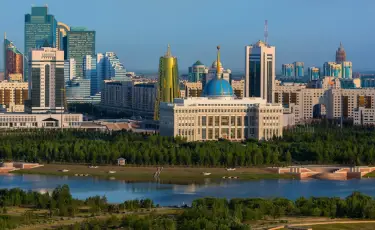 Аким Алматы поздравил казахстанцев с Днем столицы