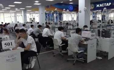 Смарт-очки и смартфон в обуви: какие уловки раскрыли на ЕНТ
