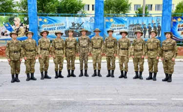 В Гвардейском гарнизоне служат шесть пар братьев-близнецов