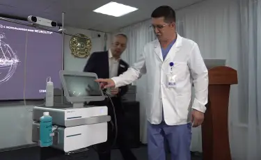 Алматыда альцгеймерді емдейтін швейцариялық аппарат таныстырылды