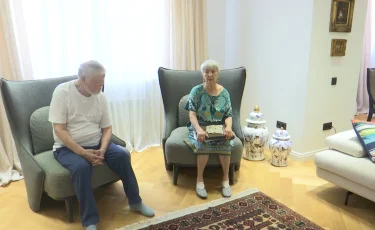 Не теряя веры: родители из Актобе почти 30 лет ждут сына