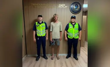 Атырауда полицейлер Франциядан келген туристердің жоғалған заттарын жедел тауып берді