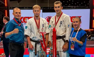 Каратэден қос отандасымыз Жапониядағы беделді турнирде сәтті өнер көрсетті
