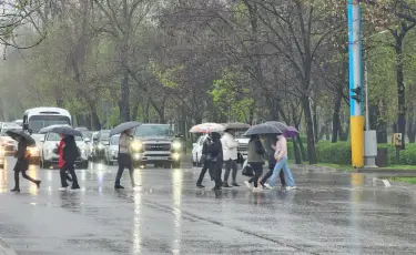В Алматы продолжают устранять проблемные участки арычной сети