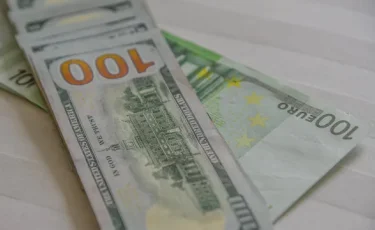 Курс валют в обменниках Алматы и Астаны 26 августа