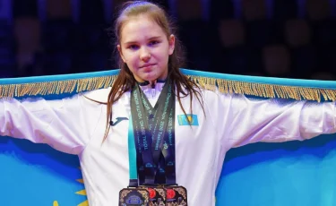 Азия чемпионаты: 15 жастағы қазақстандық ауыр атлет 5 алтын иеленді
