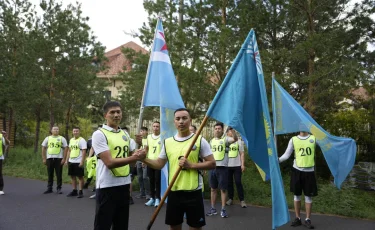 В Астане военнослужащие отметили День спорта пятикилометровым забегом