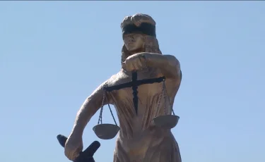 Қажылыққа апарамыз: 37 адамды алдаған алаяқтар сотталды