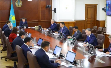 Олжас Бектенов бюджет қаражатын тиімді жұмсауды және қаржылық тәртіпті күшейтуді тапсырды