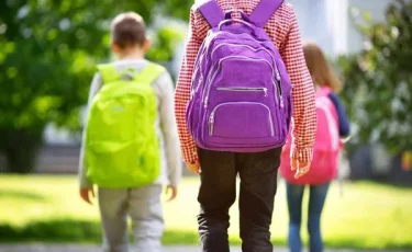 Денсаулық сақтау министрлігі мектеп рюкзагын қалай таңдау керектігін түсіндірді