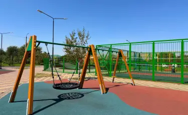 В Алматы обновили общественное пространство для спорта и семейного отдыха в мкр. Алтын Бесік