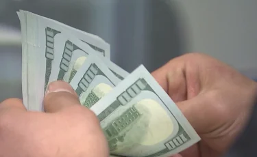 Курс валют в обменниках Алматы и Астаны 15 августа