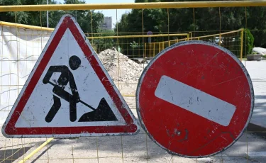 В Алматы на время ограничат движение на участке улицы Жандосова